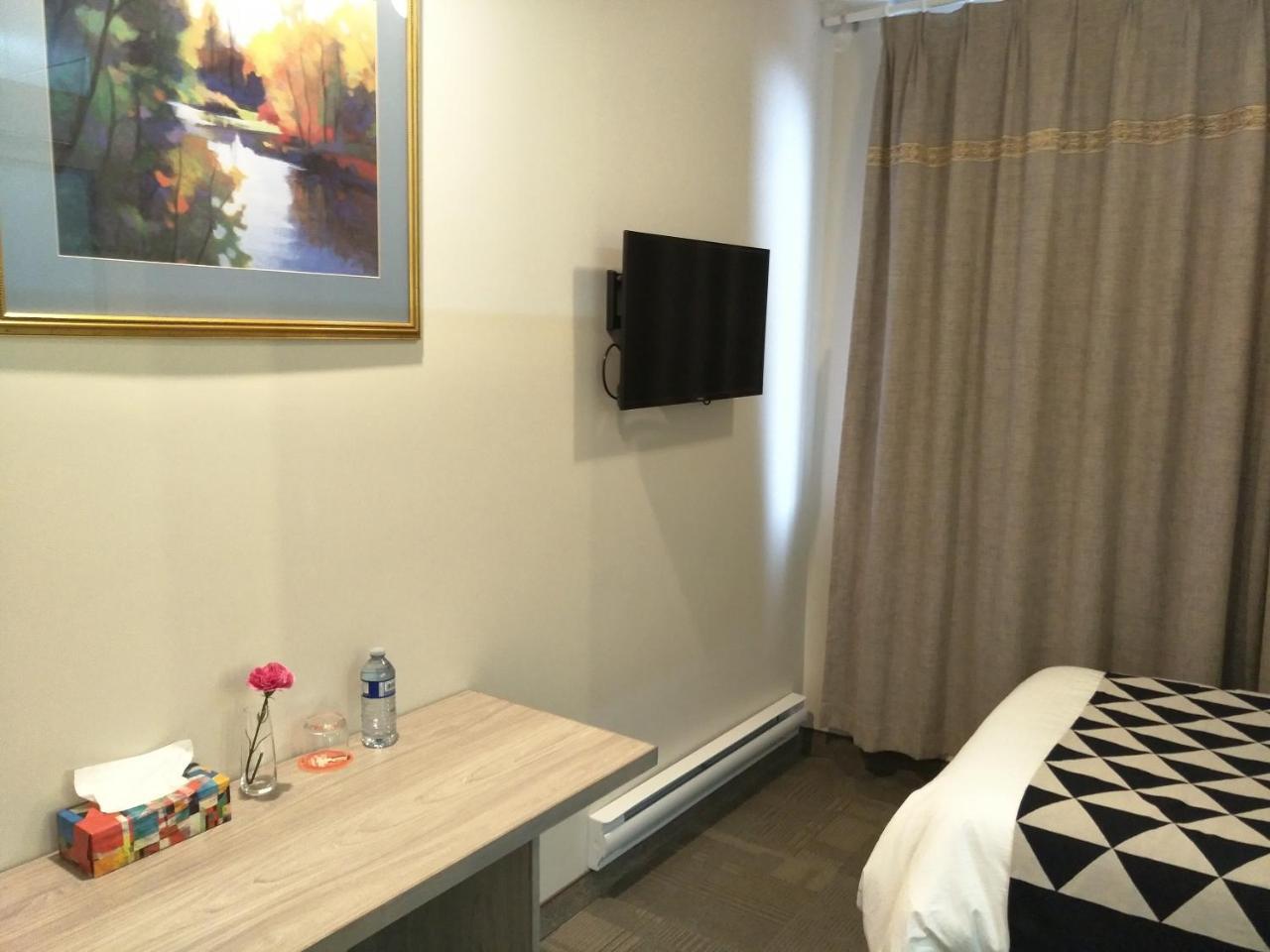 Single Room Private Bathroom,645299895:JPEG